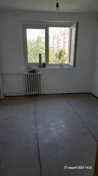 Titan, Theodor Pallady, metrou 1 Decembrie Piata Trapezului, Piata Salajan